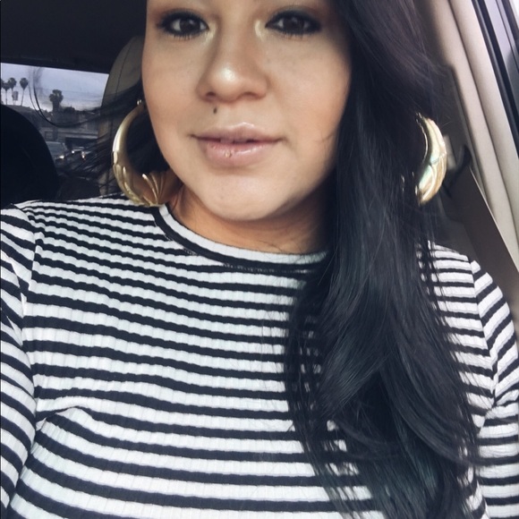 Meet your Posher, Suzy - Picture 5 of 8